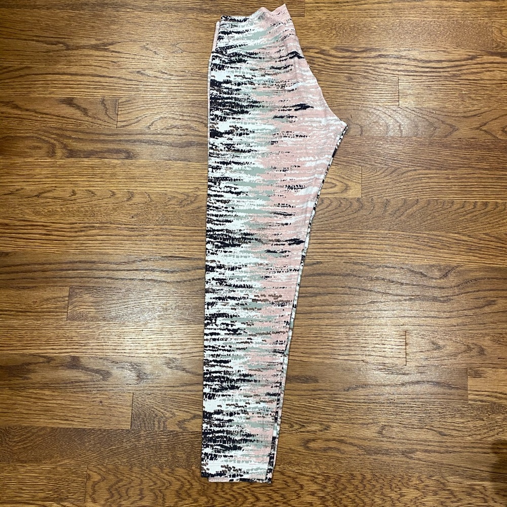 LIQUIDO Grey Pink Blurred Print Leggings